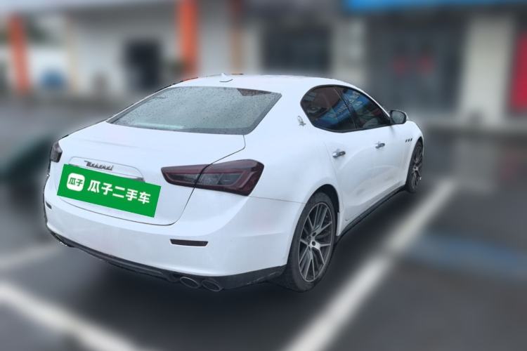 Used Maserati Ghibli 2017 3.0T Standard Edition Rear Right 45 Deg