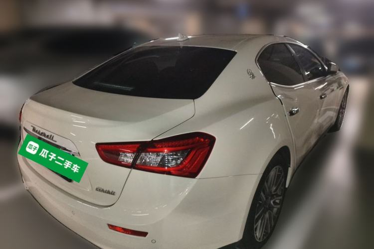 Used Maserati Ghibli 2017 3.0T Standard Edition Rear Right 45 Deg