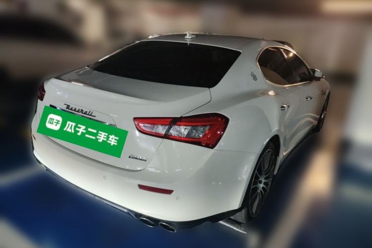 Used Maserati Ghibli 2017 3.0T Standard Edition Rear Right 45 Deg