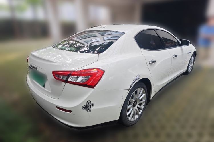 Used Maserati Ghibli 2017 3.0T Standard Edition Rear Right 45 Deg