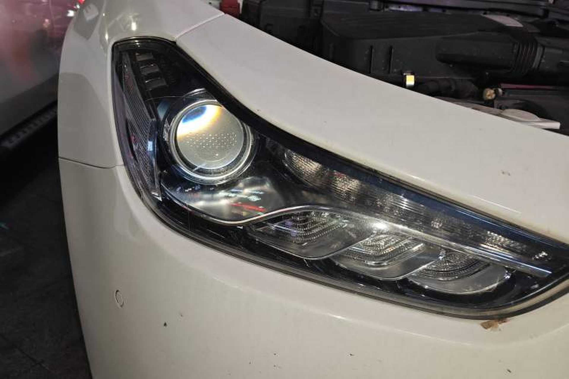 Used Maserati Ghibli 2017 3.0T Standard Edition Right Front Headlight