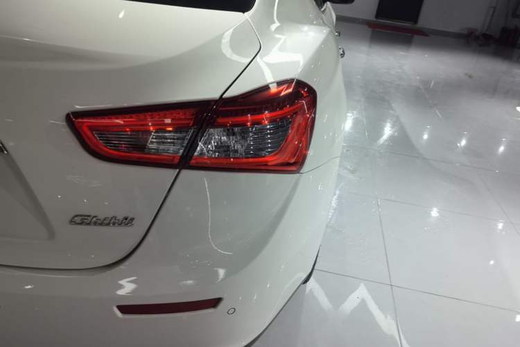 Used Maserati Ghibli 2017 3.0T Standard Edition Right Rear Taillight