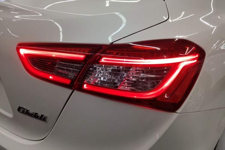 Used Maserati Ghibli 2017 3.0T Standard Edition Right Rear Taillight