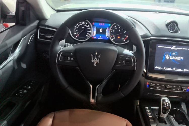 Used Maserati Ghibli 2017 3.0T Standard Edition Steering Wheel