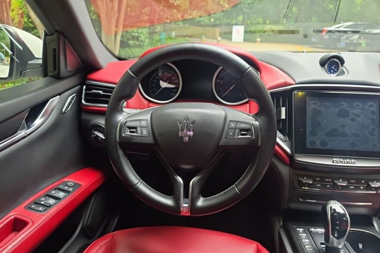 Used Maserati Ghibli 2017 3.0T Standard Edition Steering Wheel