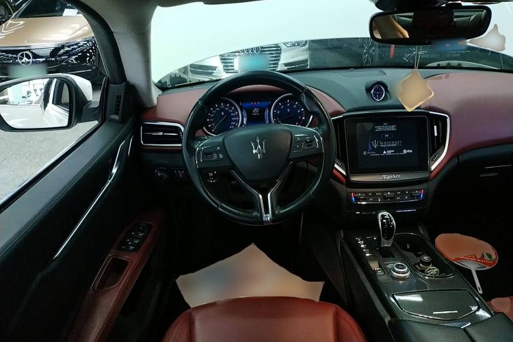 Used Maserati Ghibli 2017 3.0T Standard Edition Steering Wheel