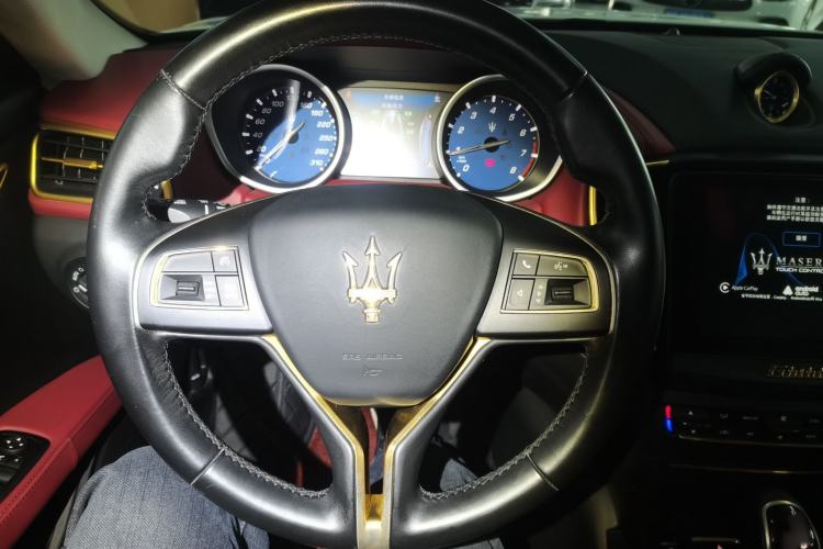 Used Maserati Ghibli 2017 3.0T Standard Edition Steering Wheel