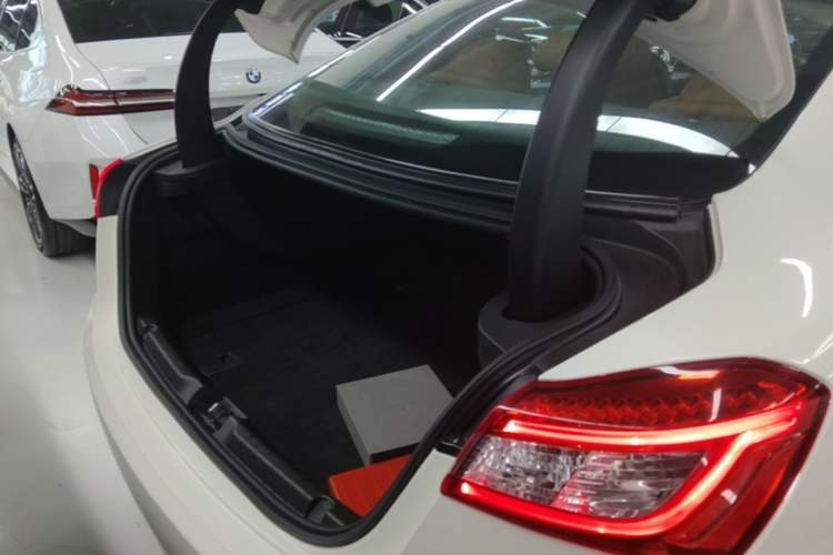 Used Maserati Ghibli 2017 3.0T Standard Edition Trunk
