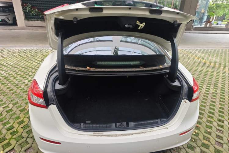 Used Maserati Ghibli 2017 3.0T Standard Edition Trunk