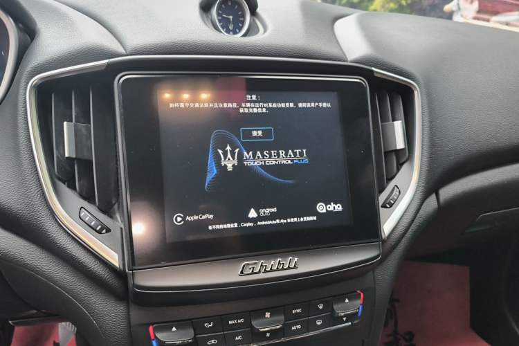 Used Maserati Ghibli 2018 Revised Version 3.0T Standard Edition Audio And AC Panel