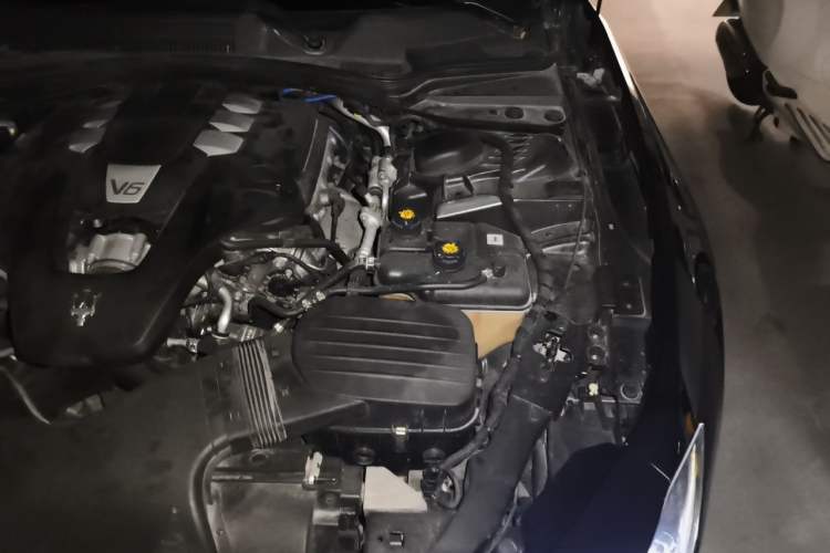 Used Maserati Ghibli 2018 Revised Version 3.0T Standard Edition Engine Bay Left