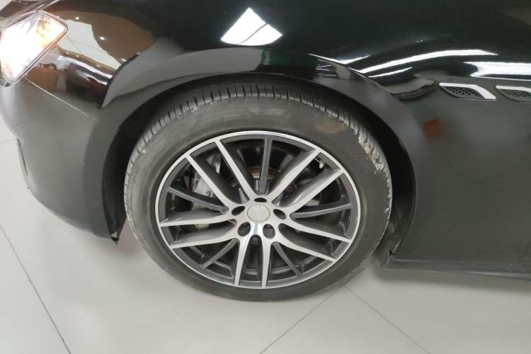 Used Maserati Ghibli 2018 3.0T Standard Edition Exterior 7