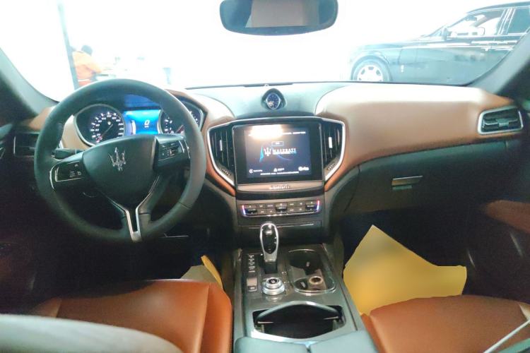 Used Maserati Ghibli 2018 3.0T Standard Edition Interior 2