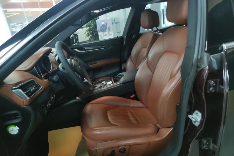 Used Maserati Ghibli 2018 3.0T Standard Edition Left Front Seat