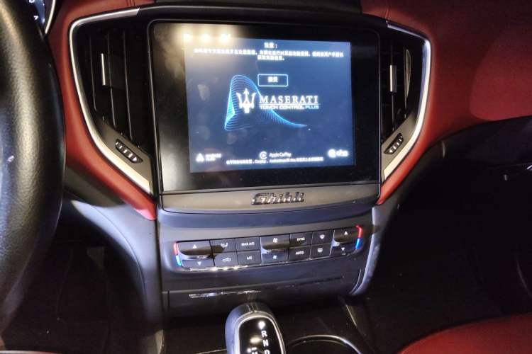Used Maserati Ghibli 2018 Revised Version 3.0T Standard Edition Audio And AC Panel