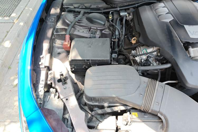 Used Maserati Ghibli 2018 3.0T Standard Edition Engine Bay Right