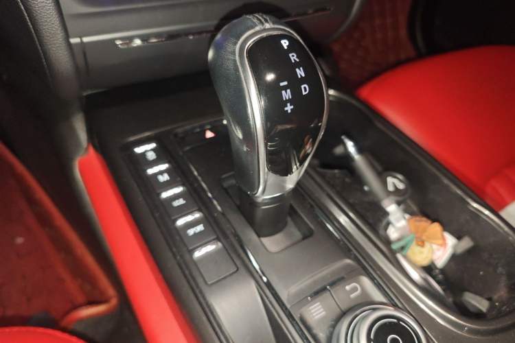 Used Maserati Ghibli 2018 3.0T Standard Edition Gear Lever