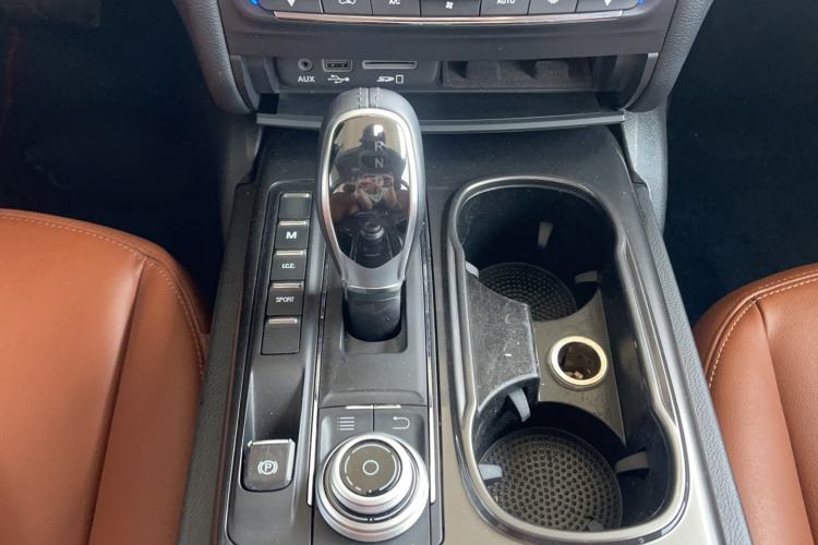 Used Maserati Ghibli 2018 3.0T Standard Edition Gear Lever