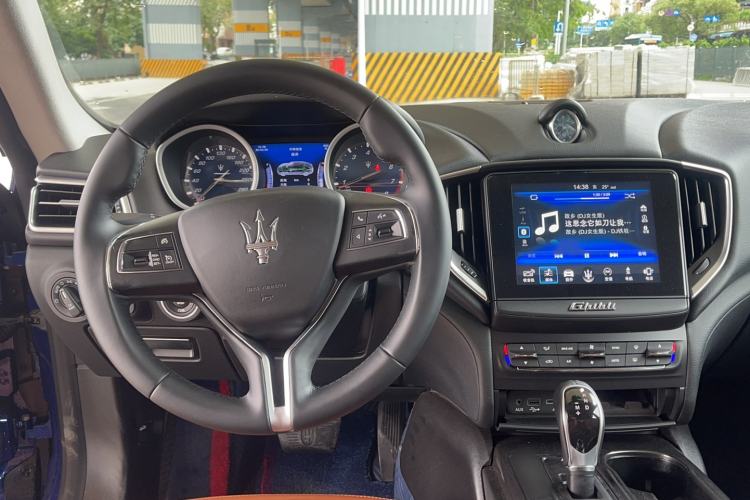 Used Maserati Ghibli 2018 3.0T Standard Edition Interior 4