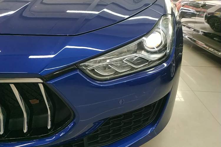 Used Maserati Ghibli 2018 Revised Version 3.0T Standard Edition Left Front Headlight