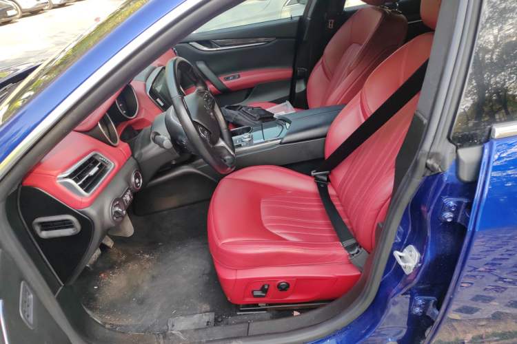 Used Maserati Ghibli 2018 3.0T Luxury Edition Left Front Seat