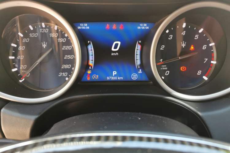 Used Maserati Ghibli 2018 Revised Version 3.0T Standard Edition Odometer Close Up