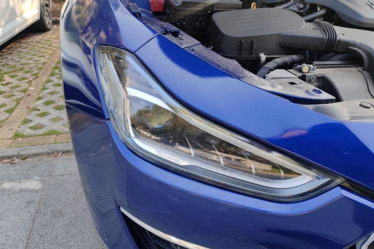 Used Maserati Ghibli 2018 3.0T Luxury Edition Right Front Headlight