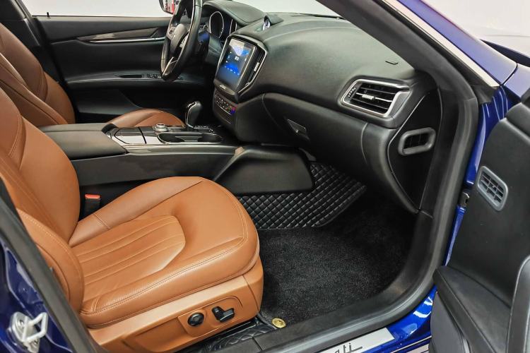 Used Maserati Ghibli 2018 3.0T Standard Edition Right Front Seat
