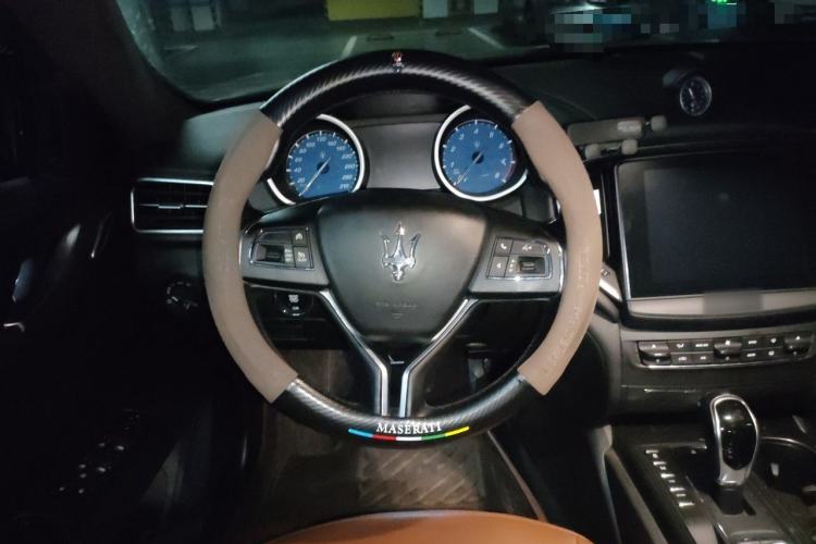 Used Maserati Ghibli 2018 Revised Version 3.0T Standard Edition Steering Wheel
