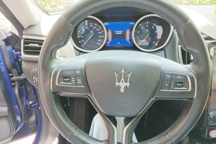 Used Maserati Ghibli 2018 3.0T Standard Edition Steering Wheel