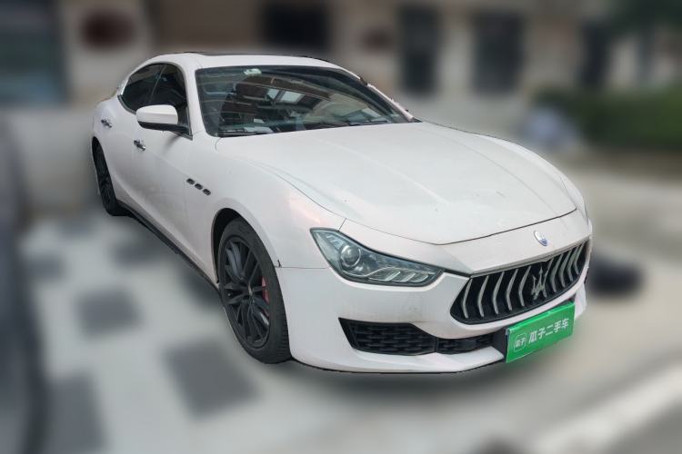 Used Maserati Ghibli 2018 Revised Version 3.0T Standard Edition Front Right 45 Deg