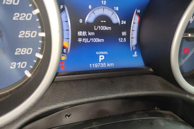 Used Maserati Ghibli 2018 Revised Version 3.0T Standard Edition Odometer Close Up