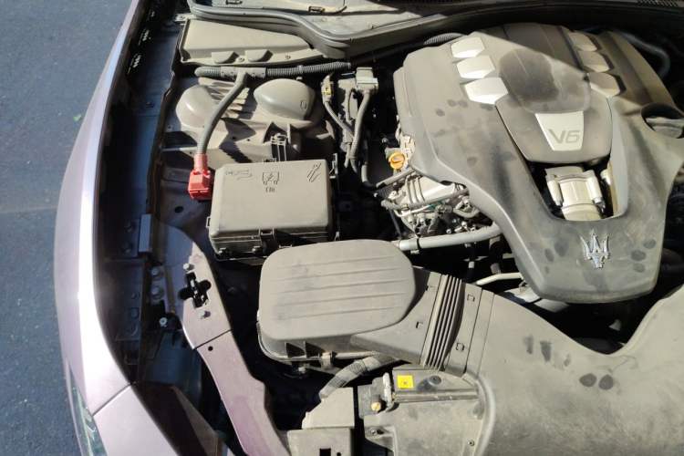 Used Maserati Ghibli 2018 Revised Version 3.0T Standard Edition Engine Bay Right