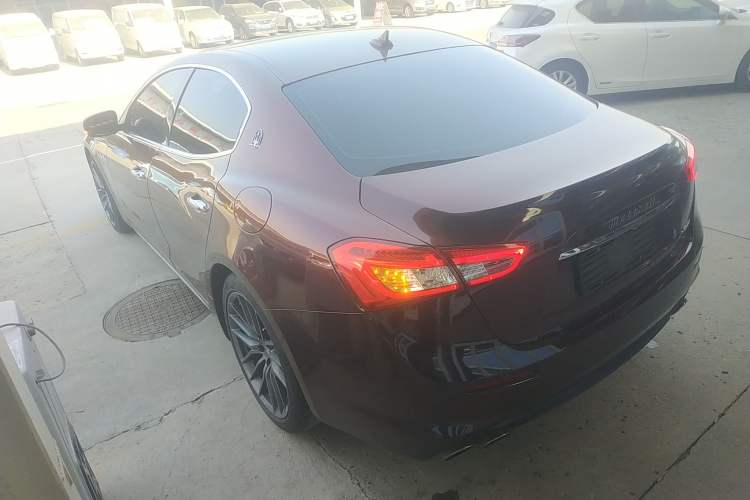 Used Maserati Ghibli 2018 3.0T Standard Edition Rear Left 45 Deg