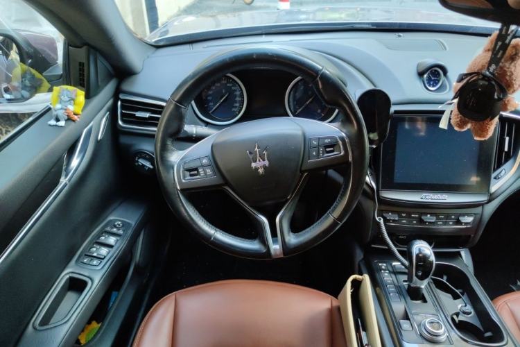 Used Maserati Ghibli 2018 Revised Version 3.0T Standard Edition Steering Wheel