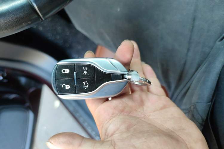 Used Maserati Ghibli 2018 Revised Version 3.0T Standard Edition Vehicle Key