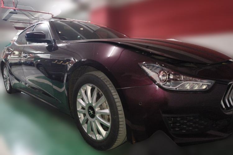 Used Maserati Ghibli 2018 Revised Version 3.0T Standard Edition Front Right 45 Deg