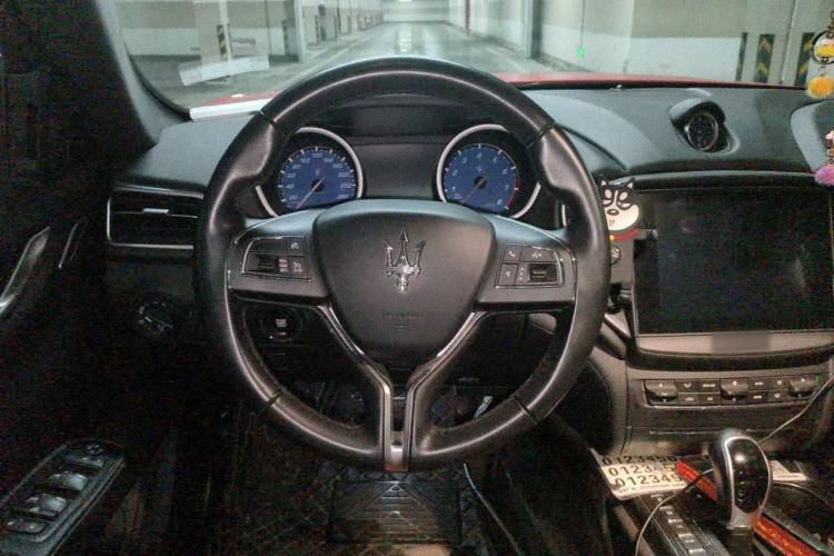 Used Maserati Ghibli 2018 Revised Version 3.0T Standard Edition Steering Wheel