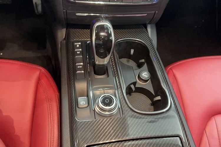 Used Maserati Ghibli 2018 3.0T Standard Edition Audio And AC Panel