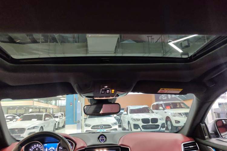 Used Maserati Ghibli 2018 3.0T Standard Edition Headliner