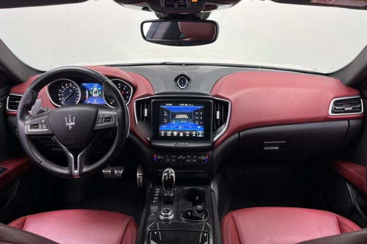 Used Maserati Ghibli 2018 3.0T Standard Edition Interior 3
