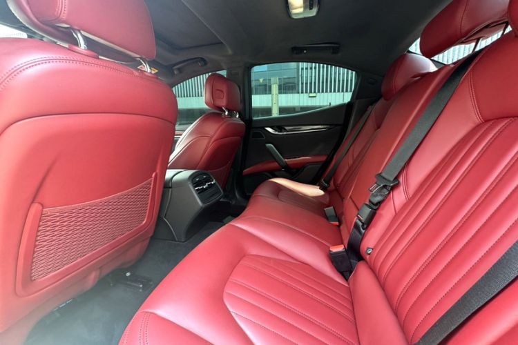 Used Maserati Ghibli 2018 3.0T Standard Edition Interior 4