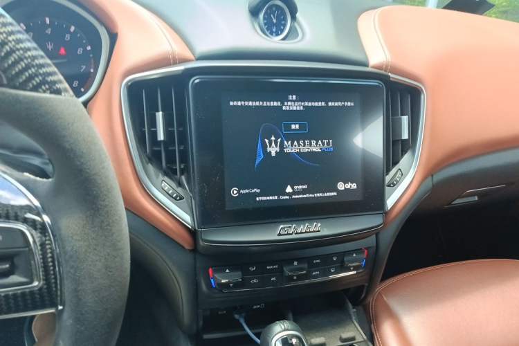 Used Maserati Ghibli 2018 Revised Version 3.0T Standard Edition Audio And AC Panel