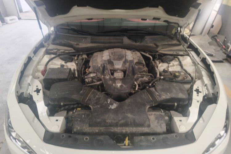 Used Maserati Ghibli 2018 Revised Version 3.0T Standard Edition Engine Bay