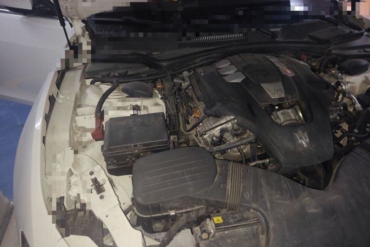 Used Maserati Ghibli 2018 3.0T Luxury Edition Engine Bay Right