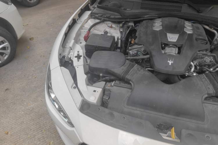 Used Maserati Ghibli 2018 Revised Version 3.0T Standard Edition Engine Bay Right