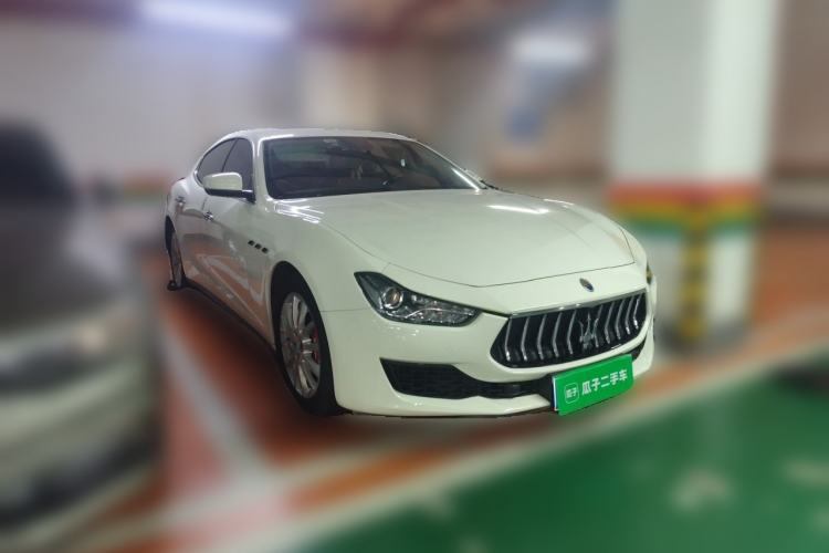 Used Maserati Ghibli 2018 Revised Version 3.0T Standard Edition Front Right 45 Deg