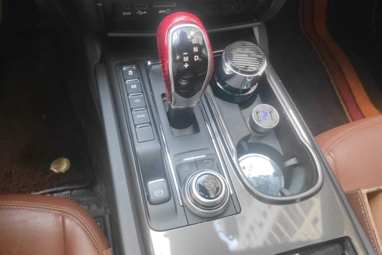 Used Maserati Ghibli 2018 Revised Version 3.0T Standard Edition Gear Lever