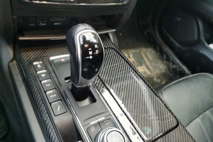 Used Maserati Ghibli 2018 3.0T Sport Edition Gear Lever