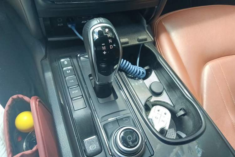 Used Maserati Ghibli 2018 Revised Version 3.0T Standard Edition Gear Lever